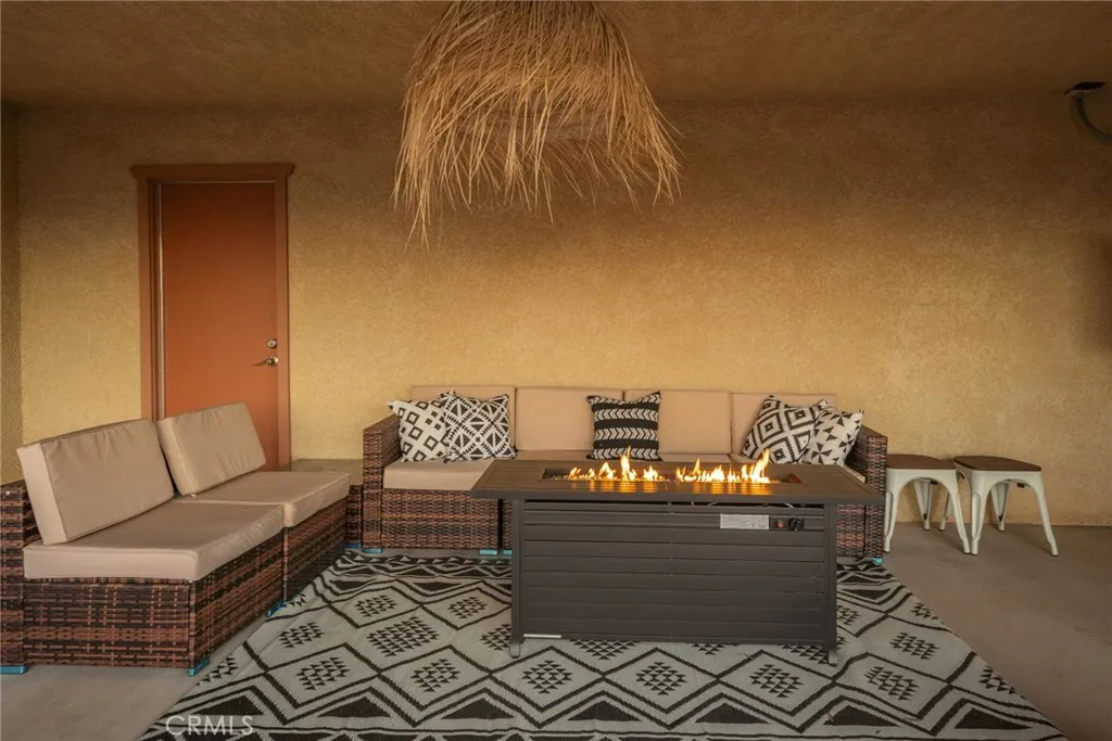 7379 Chippewa Trail, Yucca Valley, California 92284 — photo 5