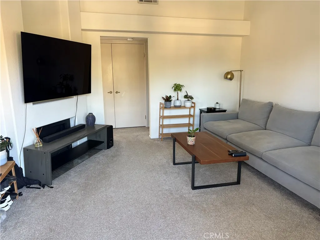 31 Abrazo Aisle, Irvine, California 92614 — photo 4