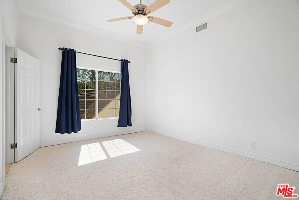 Bedroom Bedroom