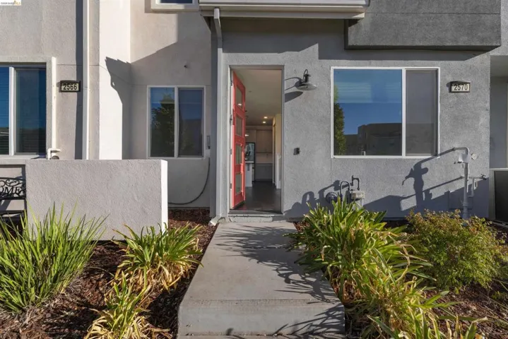2570 Natomas Crossing Drive, Sacramento, California 95834-4025 — photo 5
