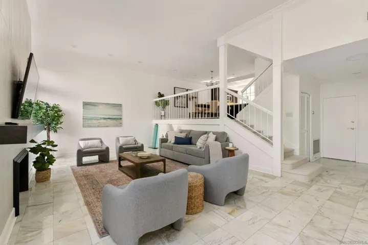 7977 Caminito Del Cid, La Jolla, California 92037 — photo 4