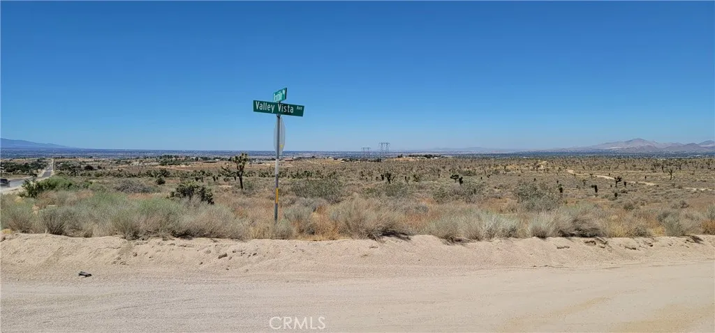 23854 Ocotillo, Apple Valley, California 92308 — photo 4