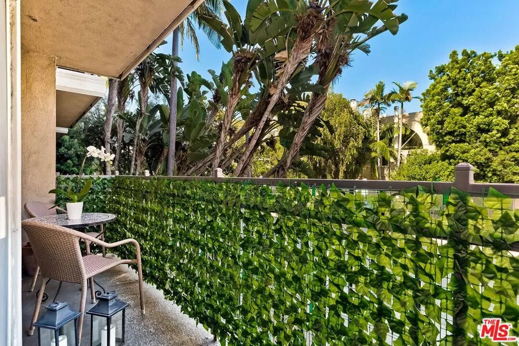 141 S Clark Drive 208, Los Angeles, California 90048 — photo 4