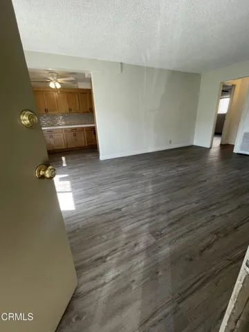 2707 Montrose Avenue 3, Montrose, California 91020 — photo 4