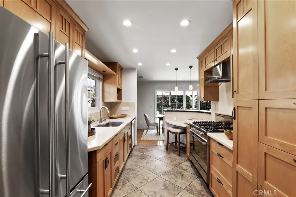 High end appliances, custom cabinetry with soft close drawers.