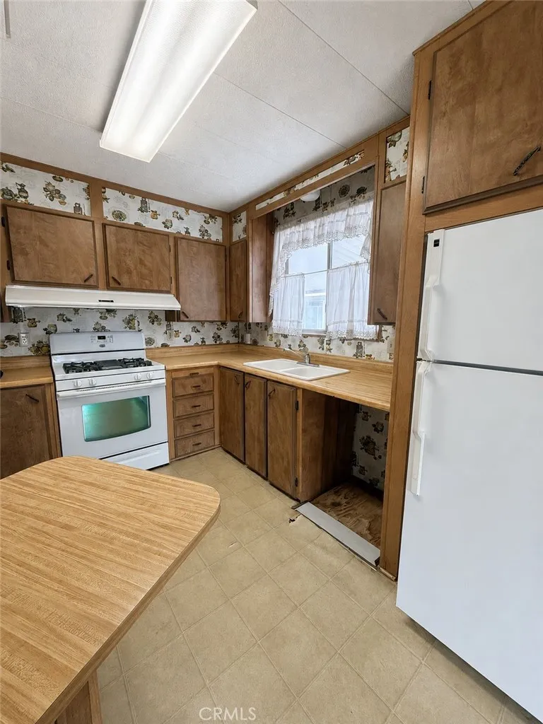 1595 Manzanita, Chico, California 95926 — photo 4
