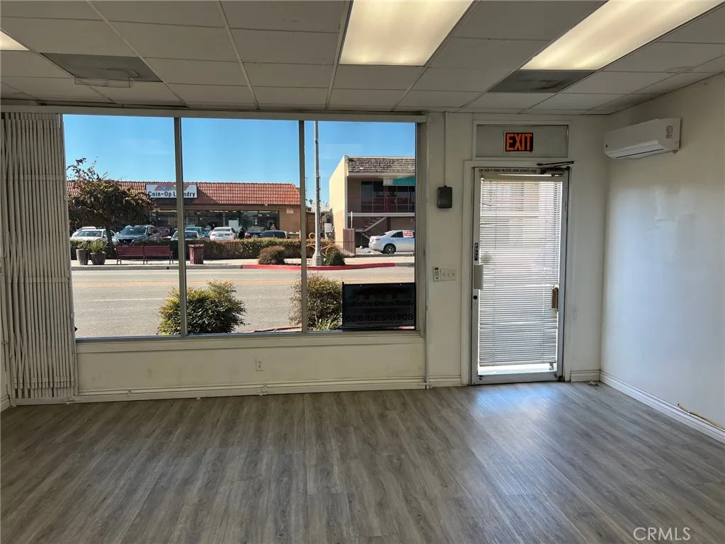 gallery-image 3