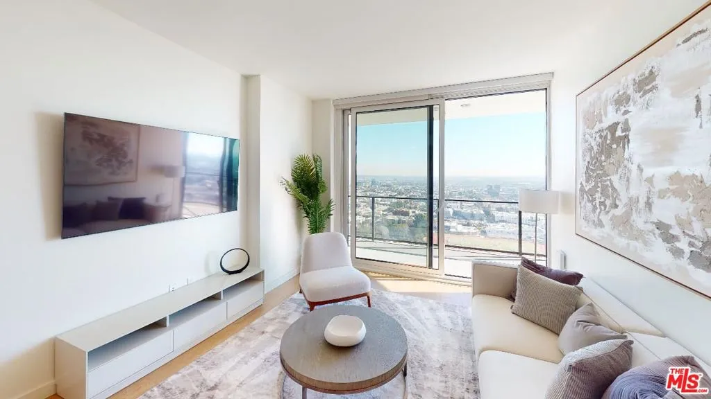 11750 Wilshire Boulevard 1906, Los Angeles, California 90025 — photo 4