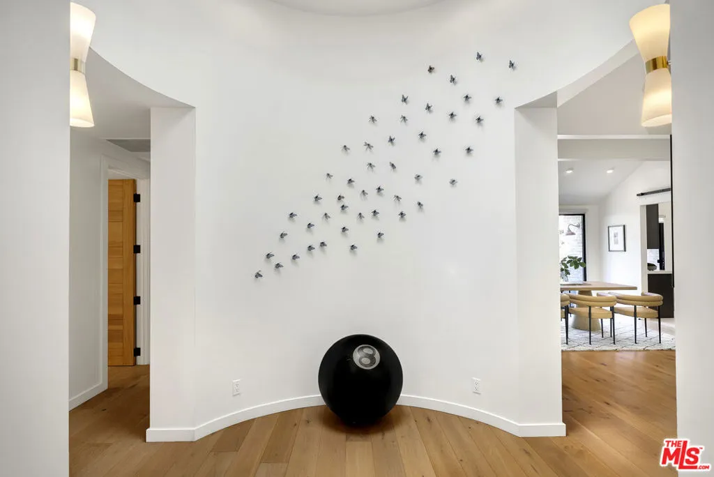 521 Loring Avenue, Los Angeles, California 90024 — photo 4