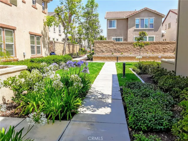 6954 Castor, Chino, California 91710 — photo 4