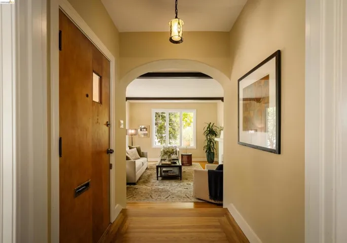 1564 Beverly Pl, Berkeley, California 94706 — photo 5
