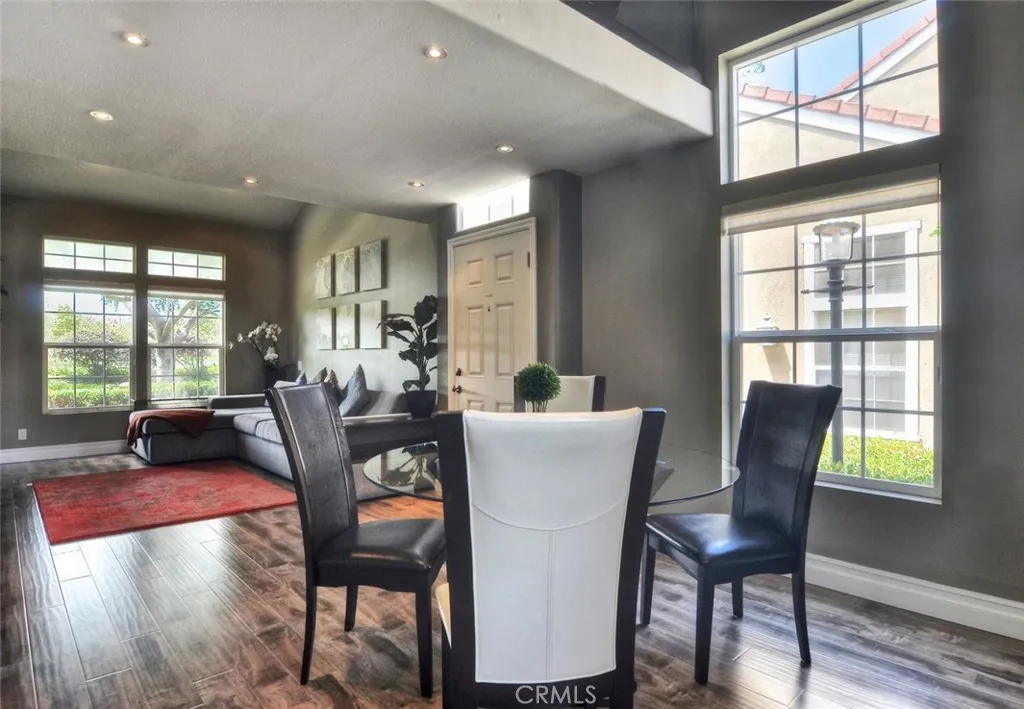 63 Dartmouth, Irvine, California 92612 — photo 5