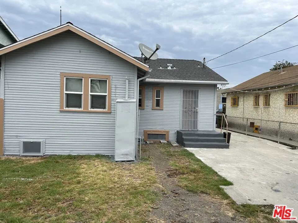 2418 Exposition Place, Los Angeles, California 90018 — photo 4