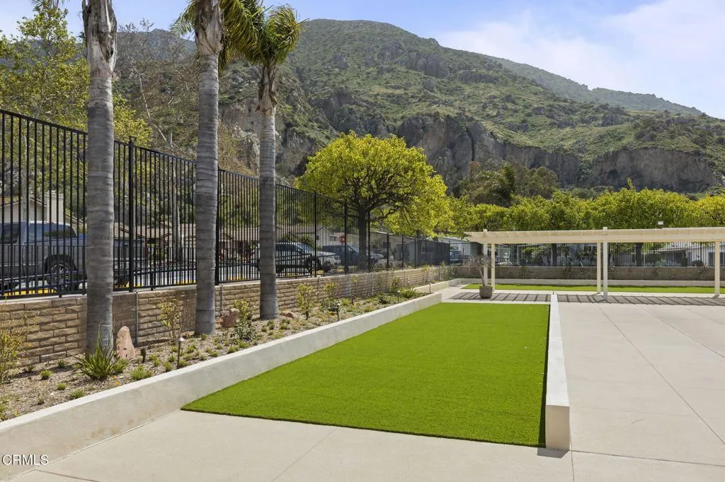 41-web-or-mls-41-web-or-mls-UpmarketMedi 41-web-or-mls-41-web-or-mls-UpmarketMedi