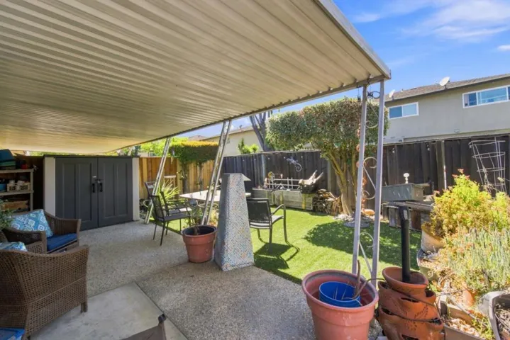5871 El Dori Dr. backyard