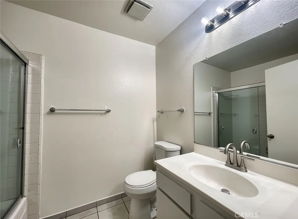4526 Heil, Huntington Beach, California 92649 — photo 5