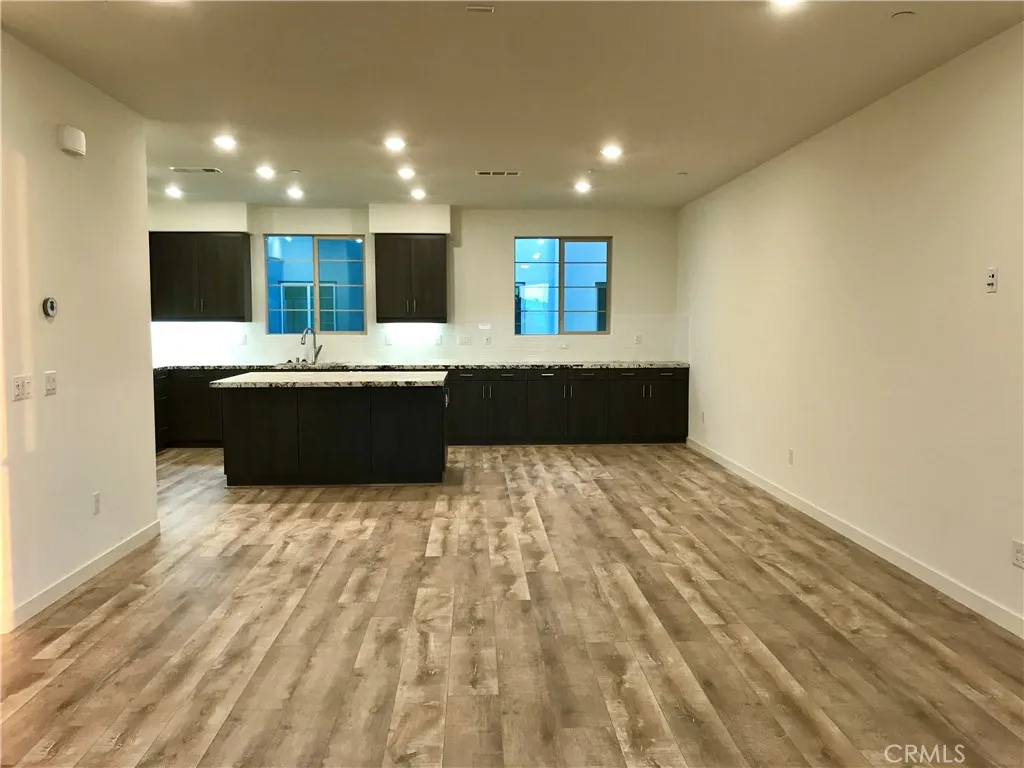258 Harringay, Irvine, California 92618 — photo 5
