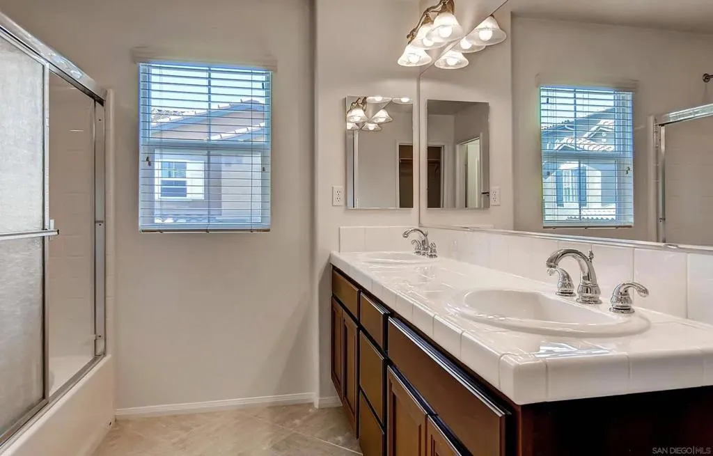 10429 Whitcomb Way 128, San Diego, California 92127 — photo 5