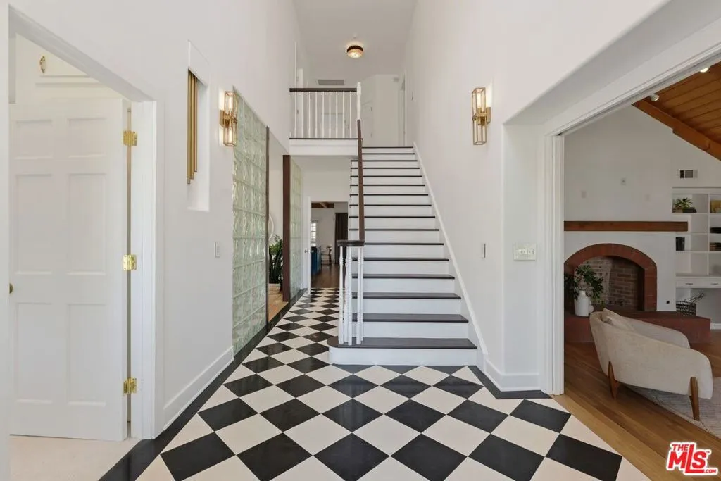 2055 Kelton Avenue, Los Angeles, California 90025 — photo 5