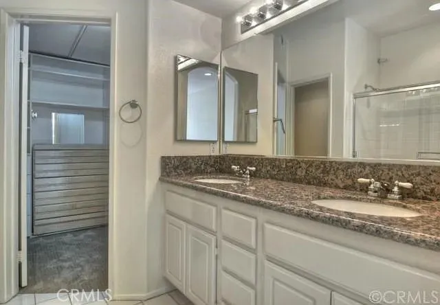 903 Maplewood, Irvine, California 92618 — photo 5