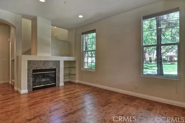 903 Maplewood, Irvine, California 92618 — photo 4