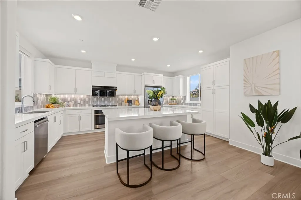 201 Longspur, Irvine, California 92618 — photo 5