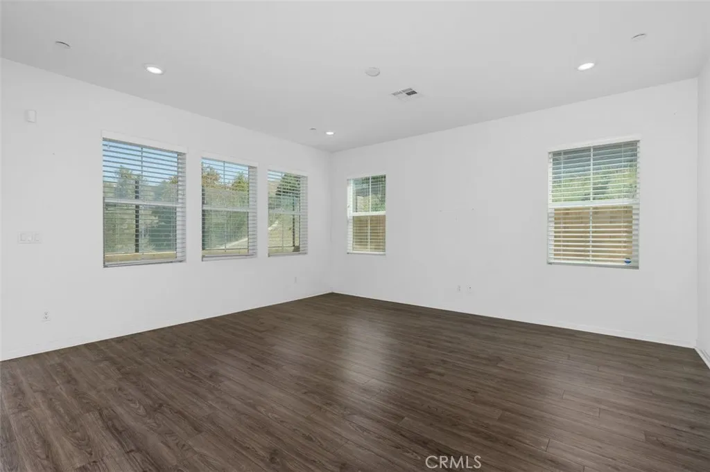 11612 Alton Drive, Corona, California 92883 — photo 5