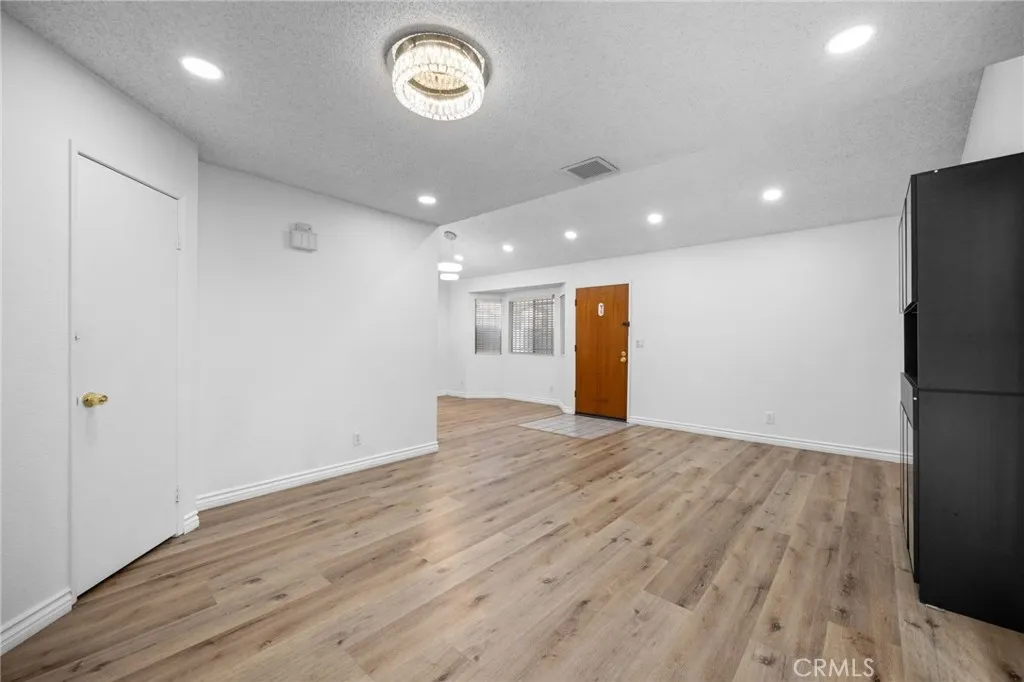 gallery-image 5