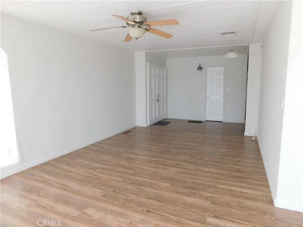 34480 County Line Road 10, Yucaipa, California 92399 — photo 5
