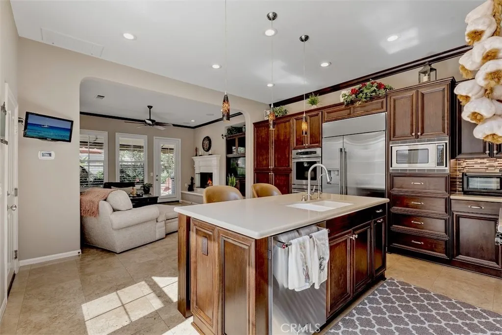 Stunning open kitchen