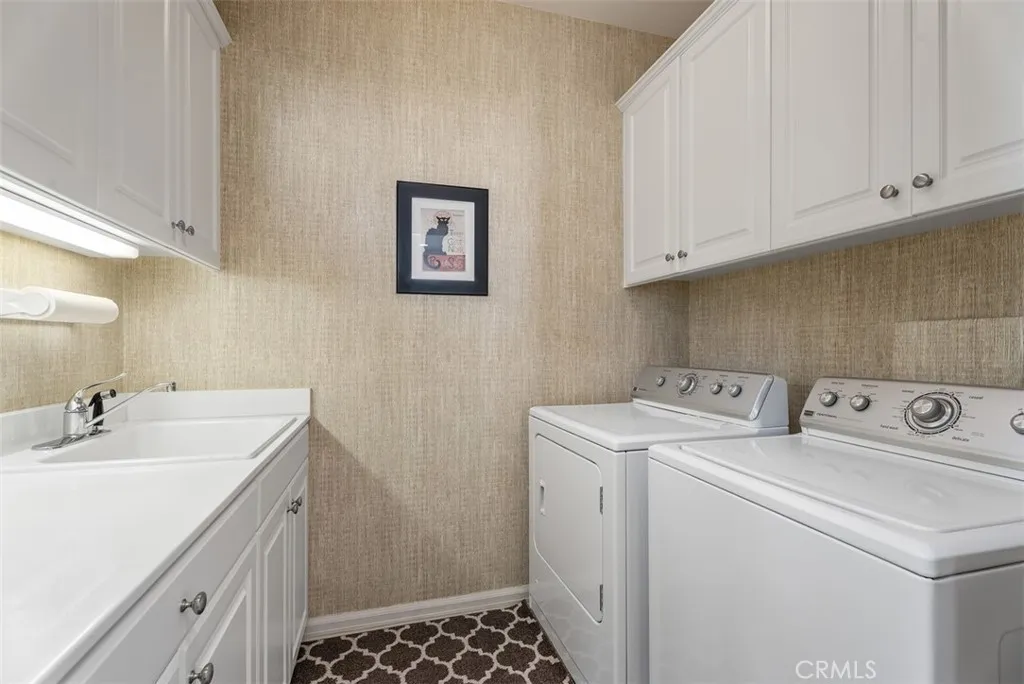 Great 2nd floor laundry room