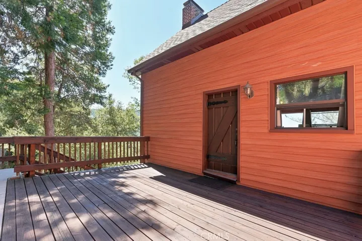 25086 Valle, Crestline, California 92325 — photo 4