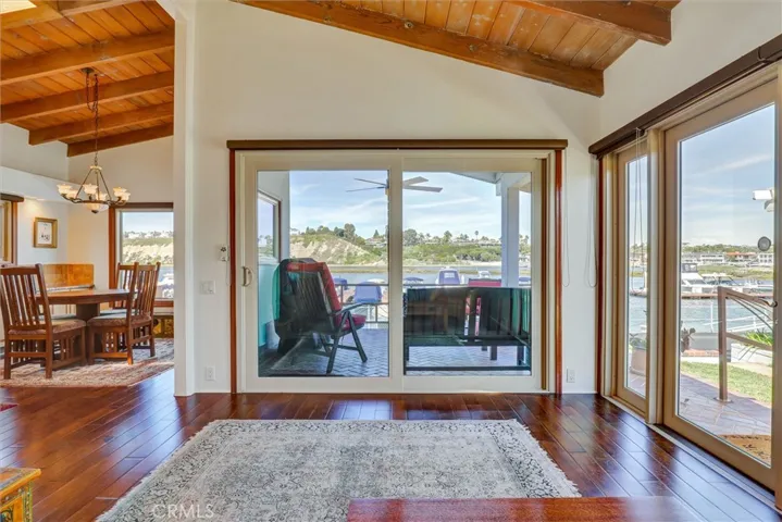 35 Saratoga, Newport Beach, California 92660 — photo 5