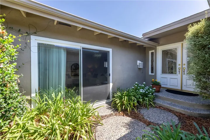 2730 Marber, Long Beach, California 90815 — photo 4