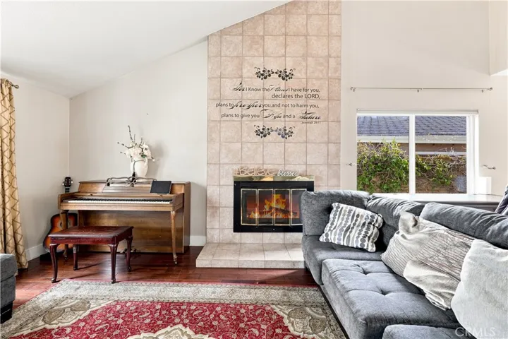 19701 Lemarsh Street, Chatsworth, California 91311 — photo 4