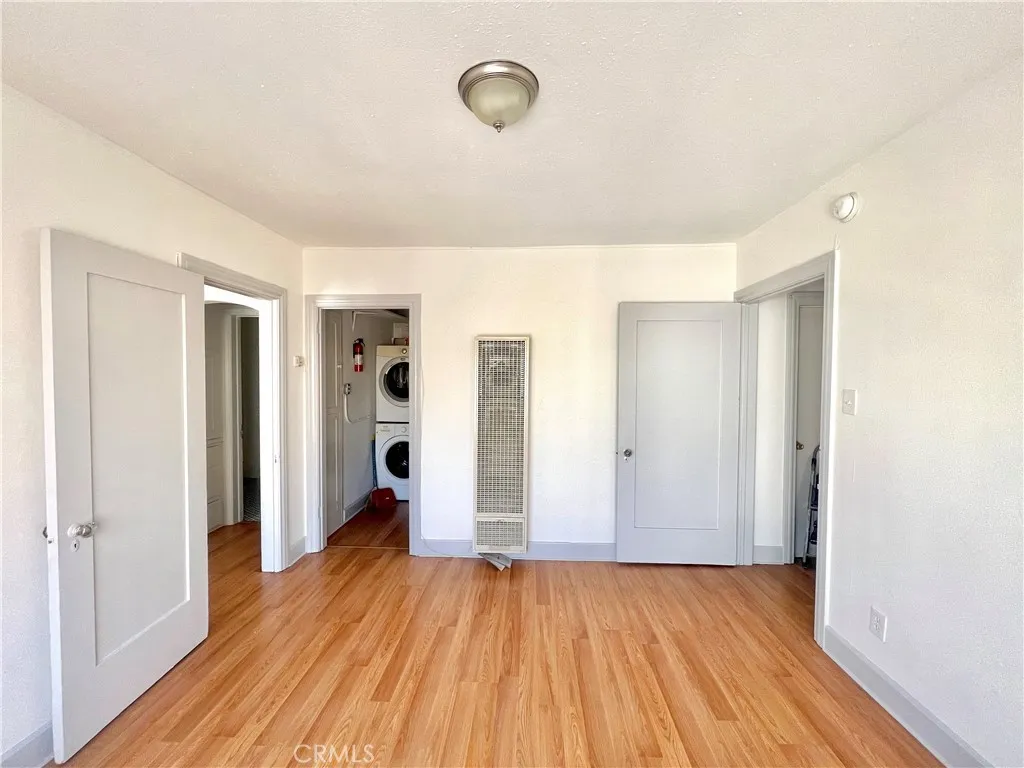 124 S Westmoreland Ave, Los Angeles, California 90004 — photo 4