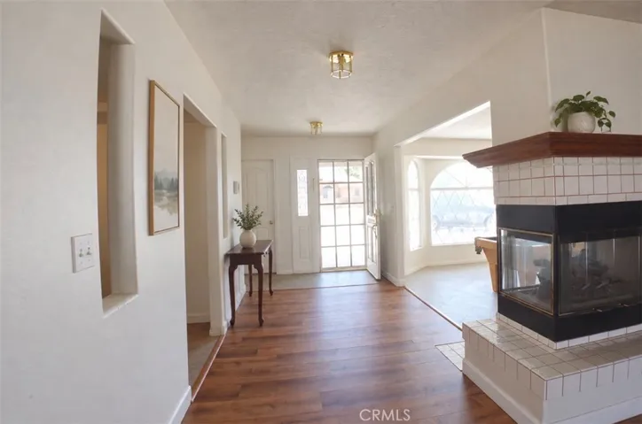 18296 Fairburn, Hesperia, California 92345 — photo 4
