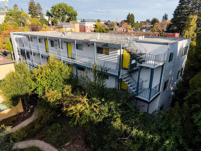 2120 Grant Street, Alameda, California 94703 — photo 4