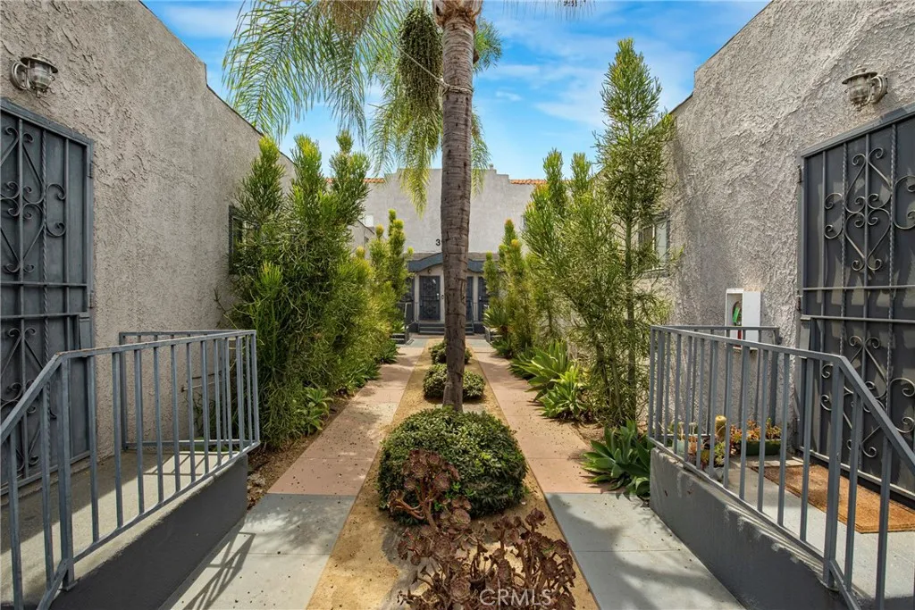 3956 W 27th Street, Los Angeles, California 90018 — photo 5