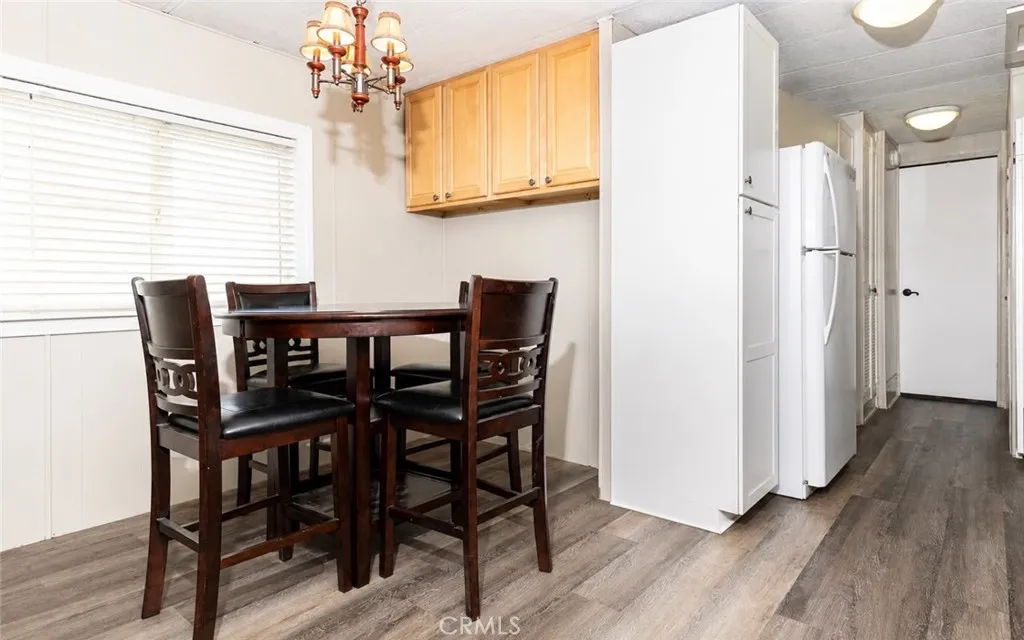 14411 Palmdale, Victorville, California 92392 — photo 4