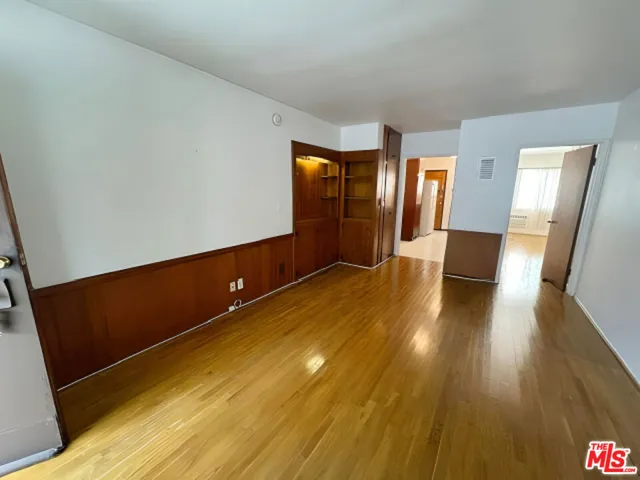 143 N Hamilton Drive F, Beverly Hills, California 90211 — photo 4