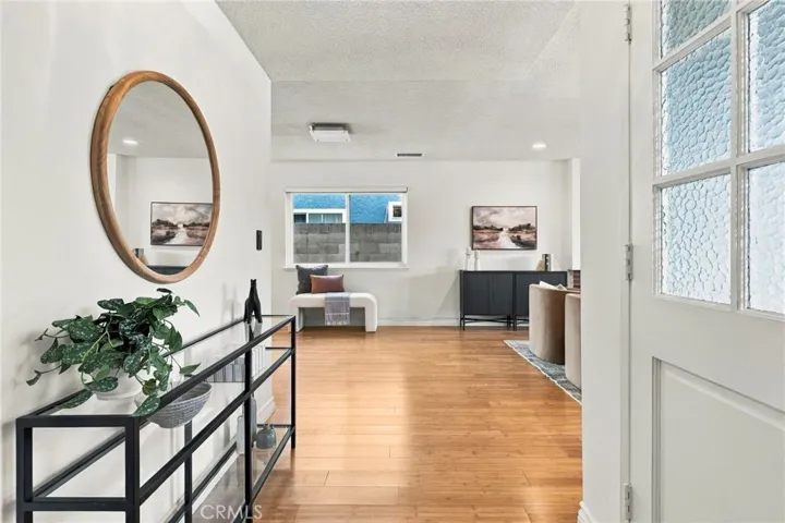970 Cheyenne, Costa Mesa, California 92626 — photo 5