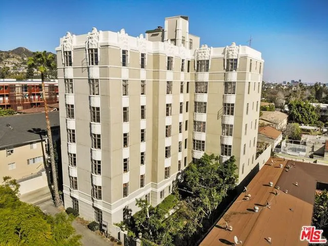 1314 N Hayworth Avenue 502, West Hollywood, California 90046 — photo 4