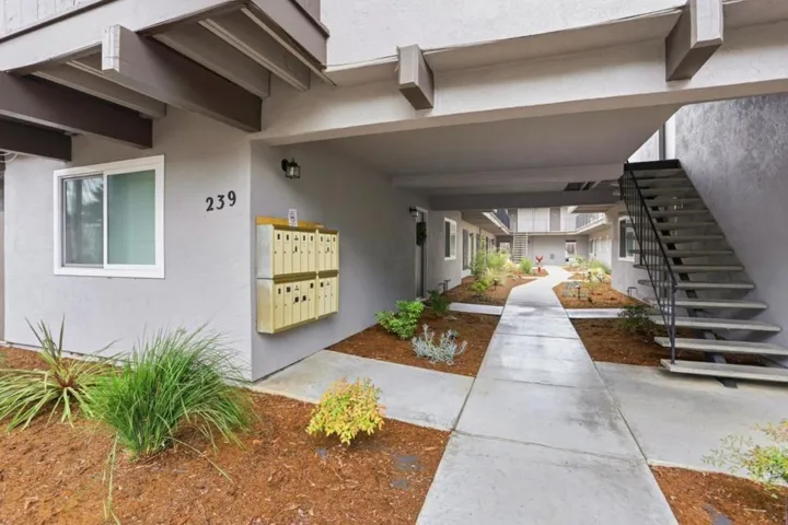 239 Easy Street, Mountain View, California 94043 — photo 4