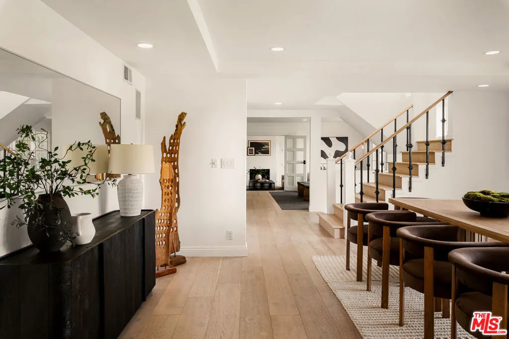 9315 Beverly Crest Drive, Los Angeles, California 90210 — photo 5