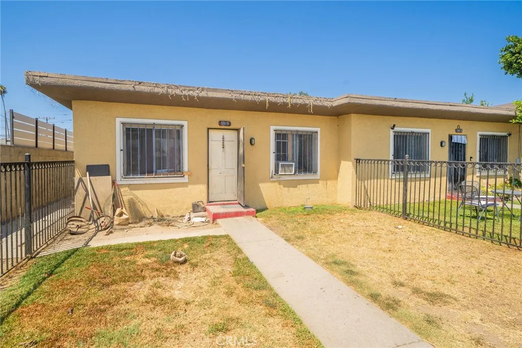 5917 Converse, Los Angeles, California 90001 — photo 4