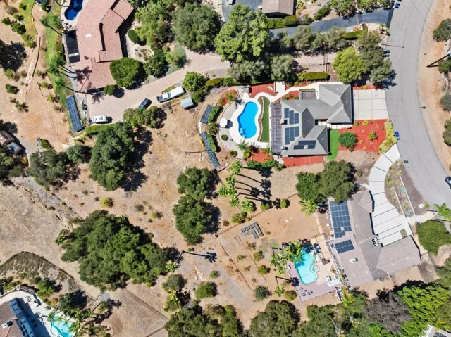 1118 Orangewood Drive, Escondido, California 92025 — photo 4