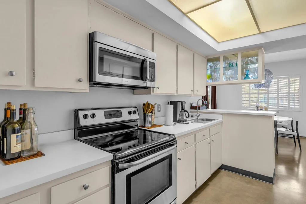 465 Desert Lakes Drive, Palm Springs, California 92264 — photo 5