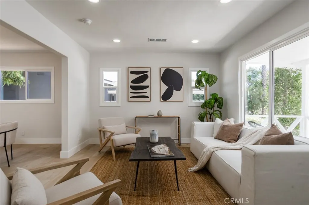 3149 Garden Avenue, Los Angeles, California 90039 — photo 4