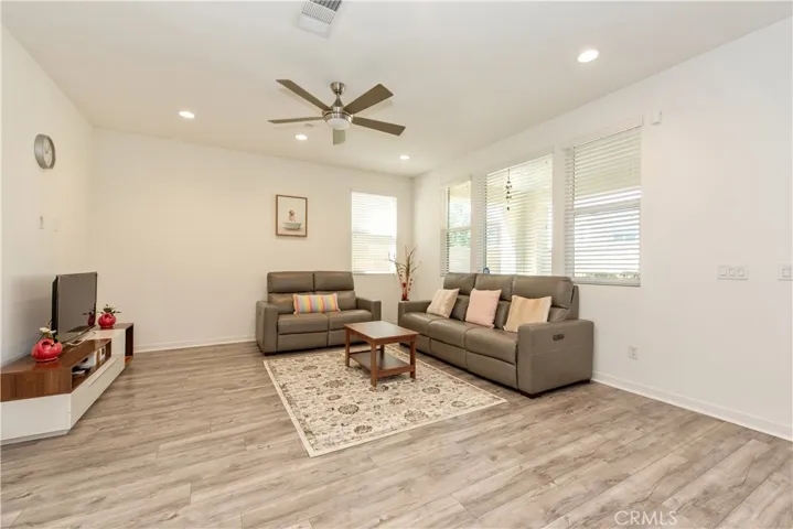 4888 S Avocado, Ontario, California 91762 — photo 4